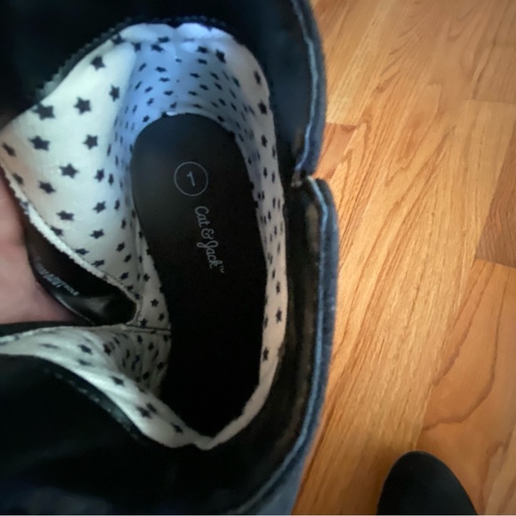 Booties - Picture 4 of 5